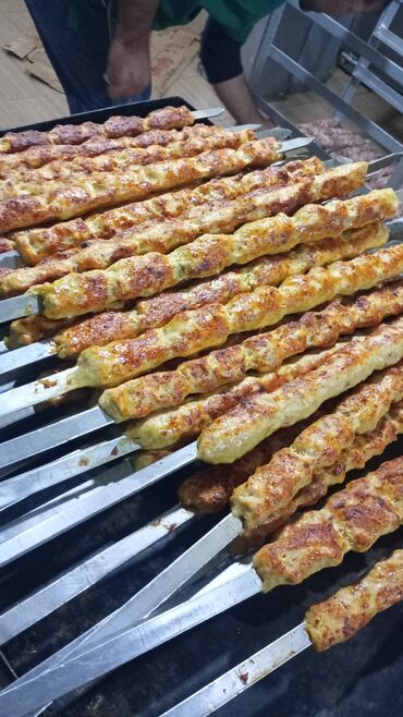 Aşpazlar: Manqalçı, kababçı, 45 yaş, 6 ildən artıq təcrübə — 5