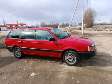 Volkswagen: Volkswagen Passat: 1990 г., 1.8 л, Механика, Бензин, Универсал