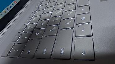 Ноутбуки Microsoft: Для учебы, Б/у, Intel Core i5 — 8