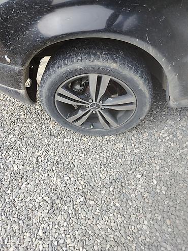 bmw 320i 2000: Mercedes-Benz orijinal yüngül lehimli disklər + Bridgestone şin dəsti — 1