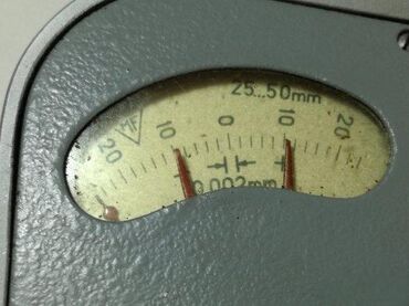 Ostali alati i mašine: Mikrometar 25-50mm za kontrolu tolerancije (0,002mm) sa komparaterom — 6