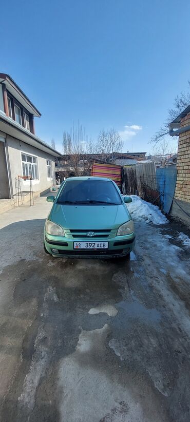 Hyundai: Hyundai Getz: 2003 г., 1.4 л, Механика, Бензин, Седан