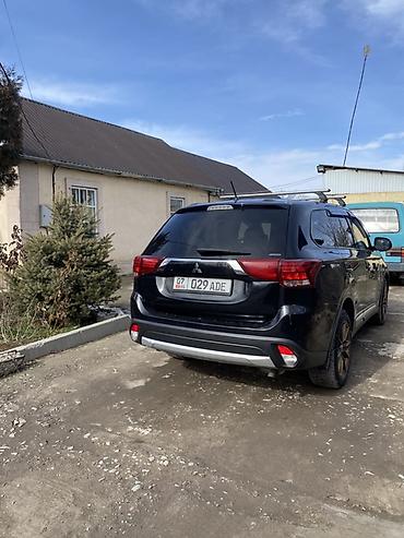 Mitsubishi: Mitsubishi Outlander: 2016 г., 2.4 л, Автомат, Бензин, Кроссовер — 6