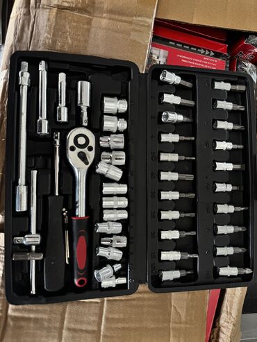 набор инструментов в чемодане: Набор инструментов 46 в 1 (46 PIECE TOOL SET) для дома и авто в