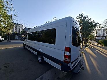 объёмные буквы: Пассажирский микроавтобус Mercedes‑Benz Sprinter (высокая крыша — 5