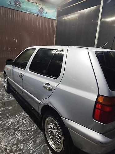 Volkswagen: Volkswagen Golf: 1995 г., 2 л, Автомат, Бензин, Хэтчбэк — 10