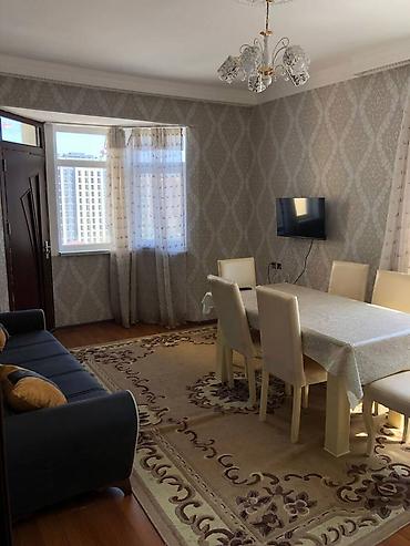 Uzunmüddətli kirayə mənzillər: Cox Təcili. Xətai metrosunun yaxınlığında 18 mərtəbəli binanin 11 ci — 9