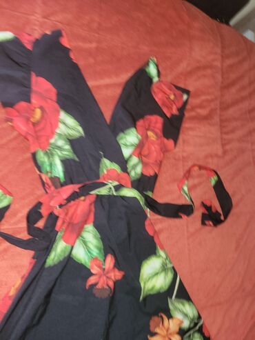 leprsave letnje haljine prodaja: M (EU 38), bоја - Crna, Drugi stil, Kratkih rukava