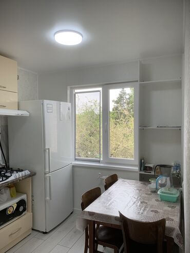 продажа дома иссык куль кашара сарай: СОБСТВЕННИК!!! Продаю 3 комнатную квартиру в 4-мкр, 4/4 этаж, 104