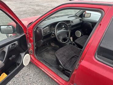 Volkswagen: Volkswagen Golf: 1993 г., 1.8 л, Механика, Хэтчбэк — 5