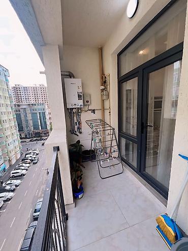 Yeni tikili: 28 May, 4 otaqlı, Yeni tikili, m. 8 Noyabr, 100 kv. m — 15