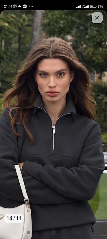 Женская одежда: Спортивная кофта. 
Размер 46-48 — 6