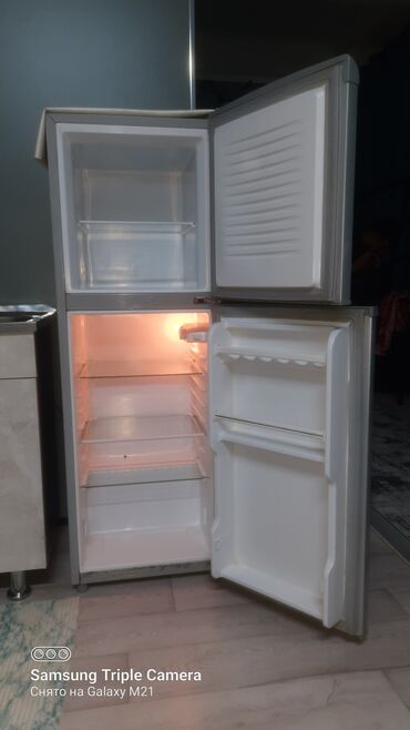 Отели и хостелы: В районе Баткен базар сдаётся койко-место в хостеле. В номере — 8