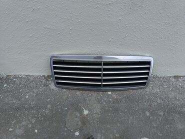 автокредит на подержанный автомобиль: Mercedes Benz Abrisovkasi tezedir.40 Azn