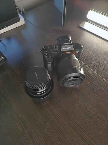 nikon d850: Sony A7 III комплектом: Тушка + два объектива Две флешки Ремешок — 2
