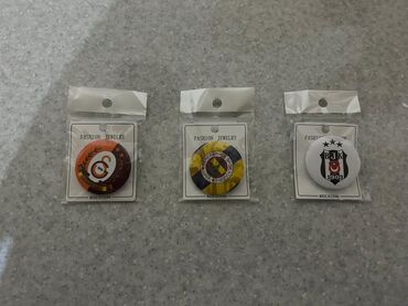 фатзорб оригинал и подделка как отличить: Məhsul: Suvenir nişanlar və açarlıq dəsti - 3 ədəd dairəvi nişan/pin