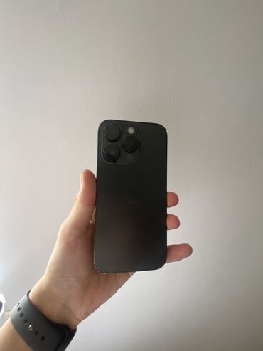 Apple iPhone: IPhone 14 Pro, Б/у, 256 ГБ, Черный, 84 %