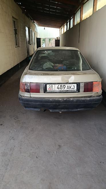 Продажа авто: Audi 80: 1987 г., Механика, Седан — 2