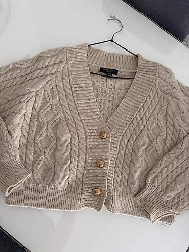 mona farmerke: Ženski kardigan AMISU Knitwear - Model: kratki kardigan na kopčanje - — 1