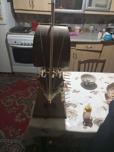 где можно купить пластиковые бутылки: Продаю корабли полностью ручная работа дерево орех есть два штуки