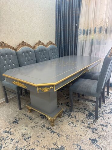 офисные стулья: Masa dəsti satılır 600₼. İdeal vəziyyətdə. 6 aydır alınıb istifadə