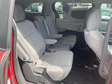 voxy noah: Toyota Sienna: 2020 г., 2.5 л, Автомат, Гибрид, Минивэн — 4