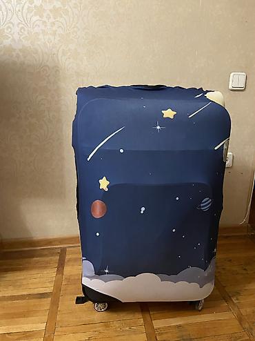 Чемоданы: Продается большой чемодан (вместимость 30 кг). Размер XL. В идеальном — 2