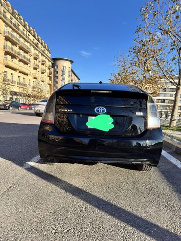 Toyota: Toyota Prius hibrid hetçbek Avtomobil taksidə istifadə — 4