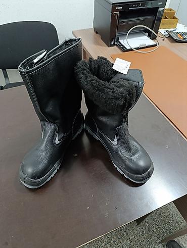 moon boot: Мужские ботинки, 42, Новый, цвет - Черный, Самовывоз — 1