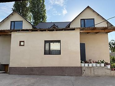 Распашные ворота: ПРОДАЁТСЯ УЮТНЫЙ ДОМ В КАРА-БАЛТЕ! 📍 г. Кара-Балта, с — 18