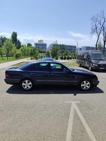 крыло w211: Mercedes-Benz E-Class: 1999 г., 2.4 л, Автомат, Бензин, Седан — 4