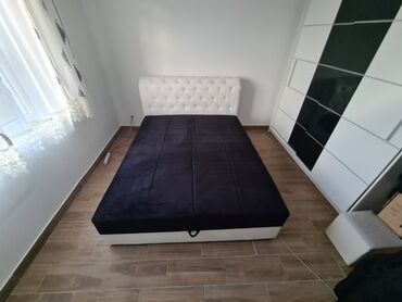 sat sa gravurom: Francuski lezajevi u svim dimenzijama.
Akcija.
200×120 at lalafo.rs sat sa gravurom: Francuski lezajevi u svim dimenzijama.
Akcija.
200×120