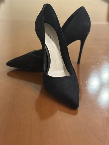 обувь зимняя женская: Туфли Schutz, 38, түсү - Кара