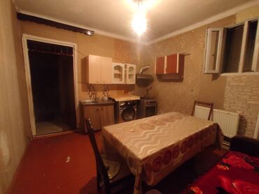 şəkidə 1 otaqlı evlər: 55 kv. m, 3 otaqlı, Kombi, Qaz, İşıq