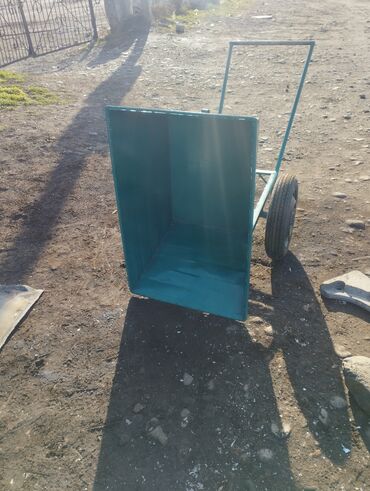 Садово-строительные тачки и тележки: Садово-строительная тачка и тележка, Двухколесная, Б/у — 11