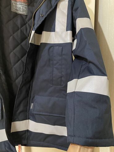 Kurtkalar: Kurtka, Vetrovka, Payız, L — 9