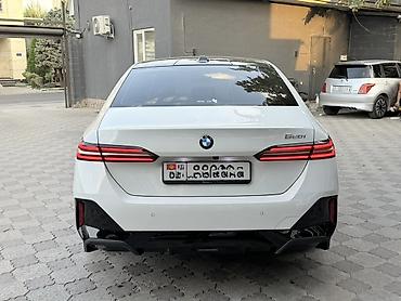 gla 220: BMW 5 series: 2023 г., 2 л, Автомат, Бензин, Седан — 5
