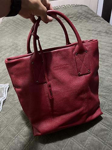drzac za tasne: Marc O’Polo kožna torba bordo crvene boje,dimenzije 40x36x14 Dobijena — 1