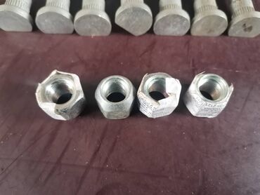 Auto delovi: Sarafi i matice tockova Lada 2121,21213,21214 Niva. Novo. Originalno — 10