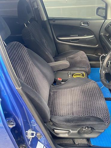 2002: Honda Stream: 2002 г., 2 л, Автомат, Бензин, Минивэн — 10