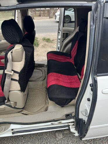 Toyota: Toyota Raum: 2004 г., 1.5 л, Автомат, Седан — 16