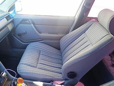 ли 9 авто: Mercedes-Benz W124: 1988 г., 3 л, Механика, Дизель, Седан — 5