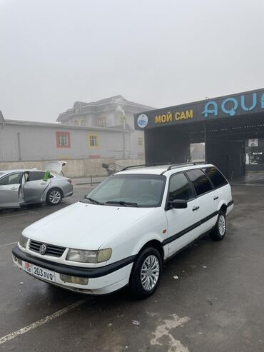 Volkswagen: Volkswagen Passat: 1994 г., 1.8 л, Механика, Универсал — 1