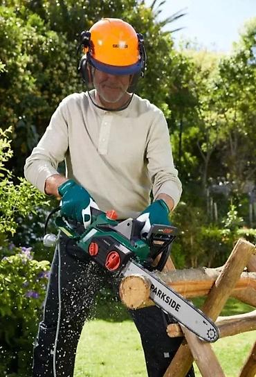 Motorne testere: Električna lančana testera Parkside - Snaga motora 2000 W, brzo i — 12