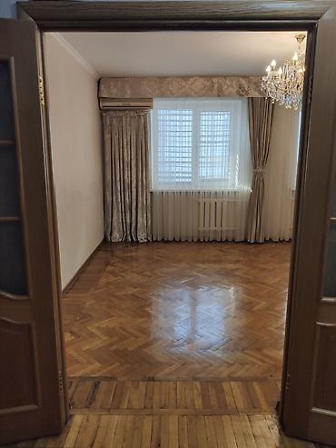 3 комнаты, 79 м², Бишкек Парк ТРЦ Индивидуалка, 4 этаж, Косметический ремонт