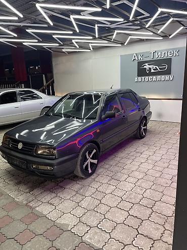 1 mz: Volkswagen Vento: 1993 г. — 1