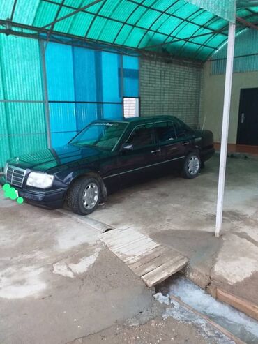 Mercedes-Benz: Mercedes-Benz W124: 1994 г., 2 л, Механика, Бензин, Седан