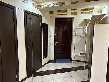 140000: 3 комнаты, 70 м², Золотой квадрат Индивидуалка, 3 этаж, Дизайнерский ремонт — 2
