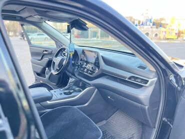 Toyota: Toyota Highlander: 2020 г., 2.5 л, Автомат, Гибрид, Внедорожник — 8