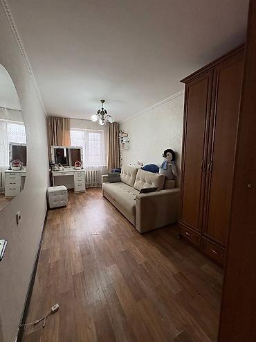 Продажа квартир: 3 комнаты, 60 м², 3 этаж — 3